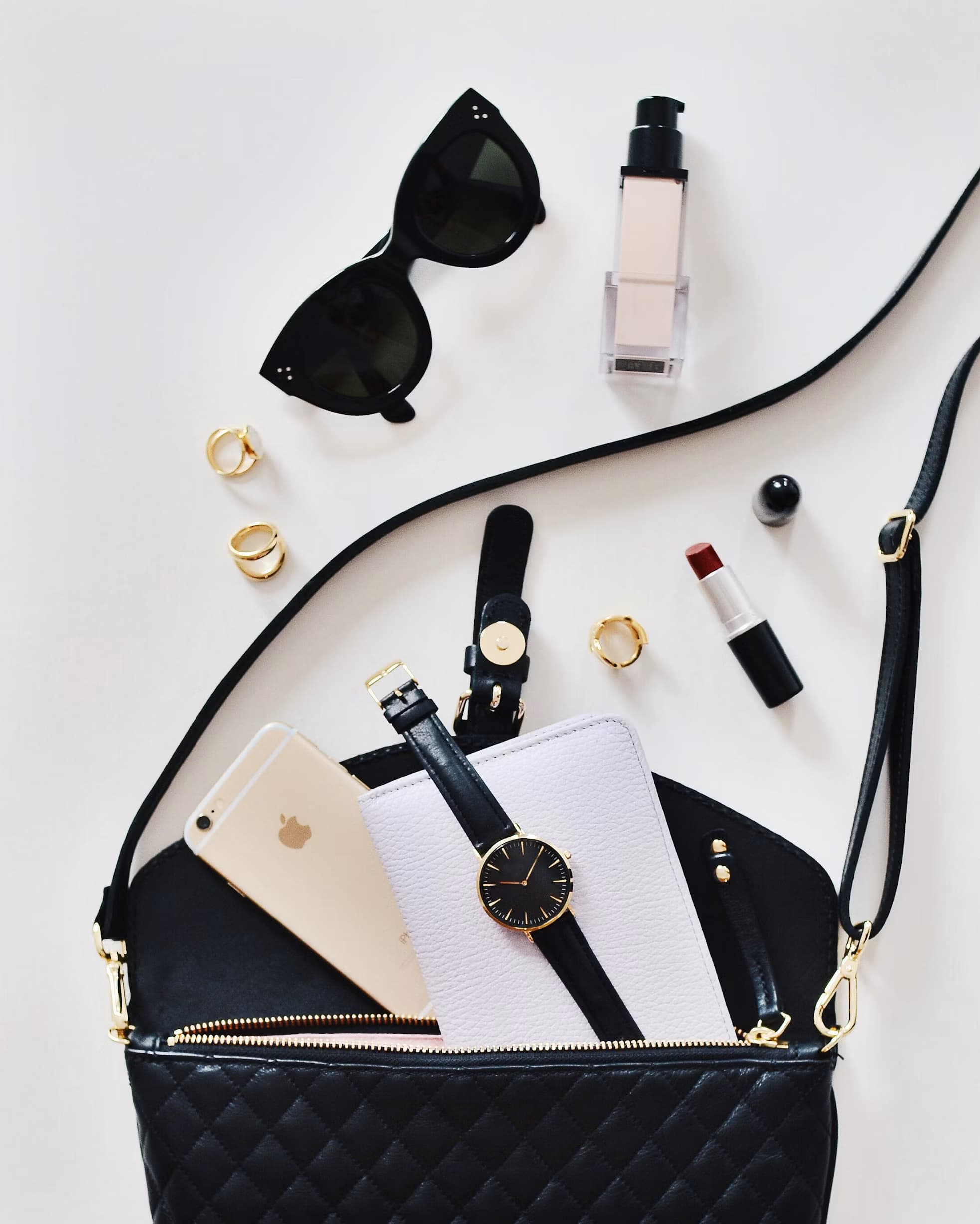 Accessories category